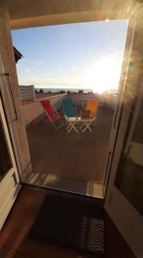 לה-טראנש-סור-מר Superbe Vue Sur L'Ocean, Acces Direct A La Plage מראה חיצוני תמונה
